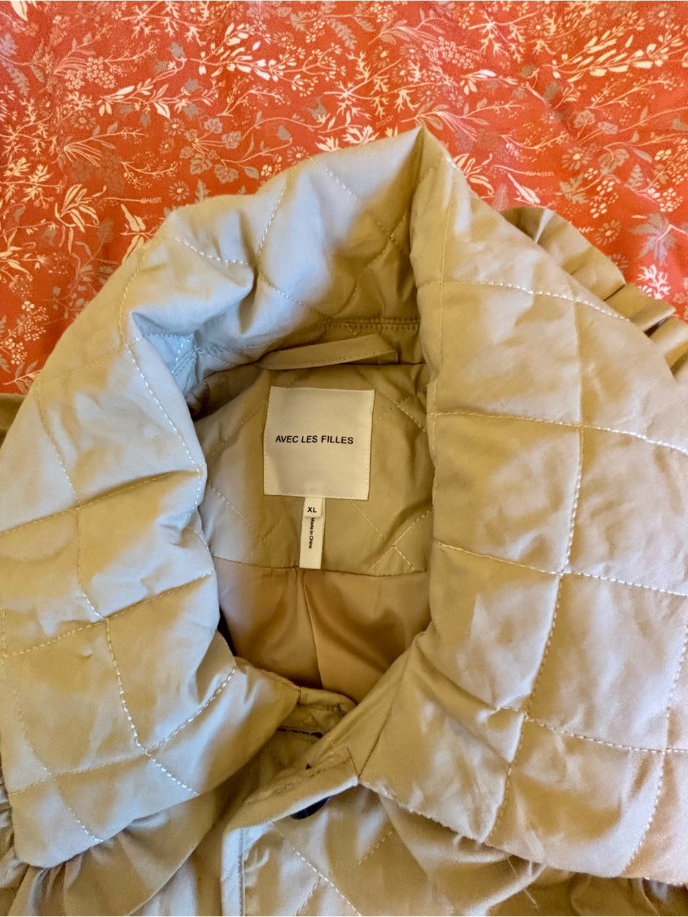 Avec Les Filles Quilted Ruffle-Collar Jacket in Light Cream - Picture 6 of 9
